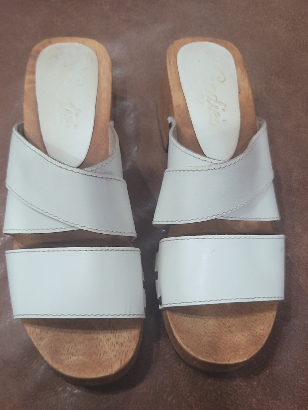 Candie's White Crossover Leather Slide Mules with Wood-Look Heel